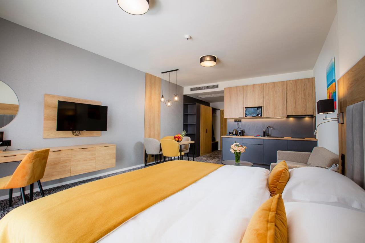 Besenova Gino Paradise Apartments With Aquapark ภายนอก รูปภาพ